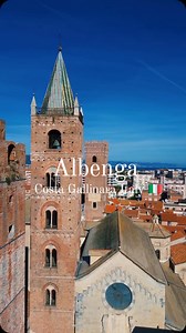 🔻 Albenga è una cittadina accattivante nota per la sua ricca storia, le bellissime spiagge 🏝 e la cultura vivace. I visitatori possono esplorare il suo centro medievale ben conservato, con la Cattedrale di San Michele e il Battistero del V secolo. La città, soprannominata la “Città delle cento torri”, 🏰 vanta numerose torri medievali che riflettono il suo significato storico🗝 Inoltre, Albenga offre un’atmosfera rilassata da spiaggia, delizie culinarie locali e attrazioni uniche come il Museo