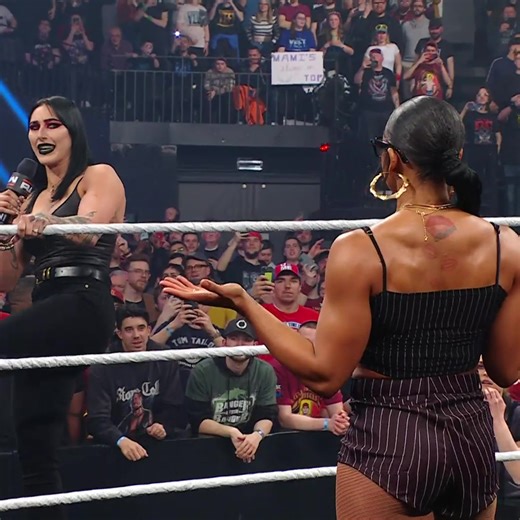 Contract tampering 101 👀 | WWE