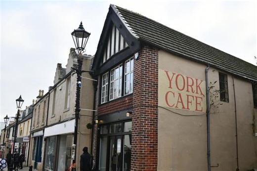 New Greek restaurant promises to warm up dining in heart of Falkirk