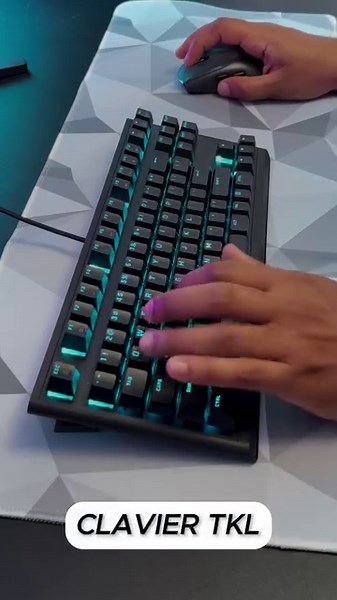 1.7K views · 13 reactions | Prêt pour un changement de setup ? ⚡  Aurora R16 ️ Écran AW3423DWF ⌨️ Clavier AW420K  Casque AW920H | Alienware | Facebook