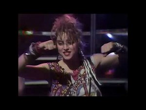 Madonna - Holiday (Top Of The Pops) 1080p
