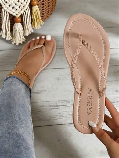 2026 New Summer Woven Women Flip Flops, Fashion Flat Beach Sandals, Non-Slip Casual Vacation Slippers | SHEIN