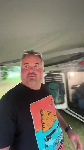 Alu-Cab Batwing awning on the Winnebago Ekko