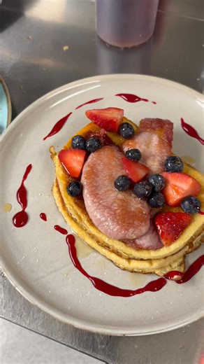 Christmas Eve at The Corner Café! ✨🎄We’re OPEN today and buzzing with festive energy!Fresh coffee, warm treats, cosy vibes delicious food everything you need to power through your last‑minute Christmas rush.Swing by, grab something delicious, and let us add a little sparkle to your day! 💫☕️ | The Corner Café