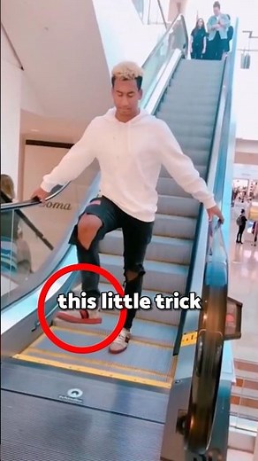 How to stop ESCALATORS 👏#viral