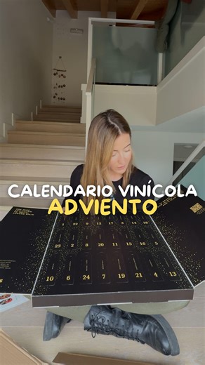 REYNA DE COPAS - ESPACIO GOURMET on Instagram: "❤️🍷1000 likes y catamos en público 🍇🥂 Que, disfrutamos juntas de este calendario de adviento? Compañero @dtornelgomez gracias por este “autoregalo” que me he hecho a mi misma 😂 Hay monovarietales y algún que otro blend! Os voy contando (si queréis🤓, sino, todos pa mi 😂) #vino #wine #calendario #calendariodoadvento #cata"