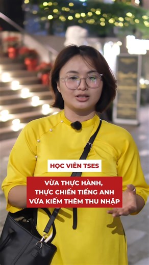 🔥 TIẾNG ANH THỰC CHIẾN TẠI TSES – 1 TUẦN HỌC NHƯ THẾ NÀO? Tại TSES, học viên không học để biết – mà học để dùng ngay. Mỗi tuần là một chuỗi thực chiến liên tục – nói thật – nghe thật – phản xạ thật. 📌 Cấu trúc học 1 tuần tại TSES: ✅ 3 BUỔI THỰC CHIẾN TRÊN LỚP • Giáo viên trực tiếp chỉnh phát âm – phản xạ – tư duy nói • Tình huống thực tế: giới thiệu bản thân, dẫn tour, giao tiếp du lịch, xử lý tình huống • Nói liên tục – sửa ngay – áp dụng liền ✅ 1 BUỔI THỰC CHIẾN VỚI GIÁO VIÊN BẢN XỨ • Nghe g