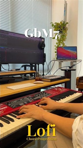 Famous Lofi Chord Progression🎹 로파이에서 많이 사용되는 유명한코드진행이에요😄따라 연습해보세요! 💪🏻 #shorts #lofi #jazz