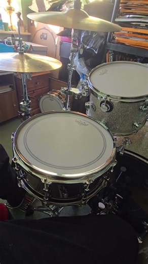Ahead 14x6 Black on brass snare drum