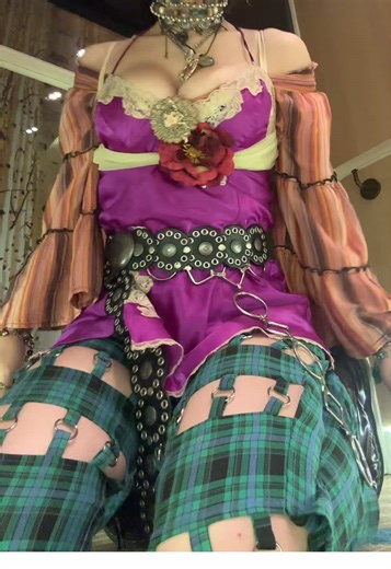 someone should’ve told the tree peeps not to stare #didntyourmamateachyoubetter #fashiontiktok #fashion #wuhluhwuh