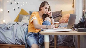 70  Best Side Hustles for Teens (2025 List)