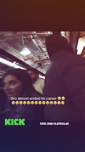 Holy Clips on Instagram: "Clavicular, whose real name is Braden Peters, is a US‑based looksmaxxing influencer and streamer renowned across platforms like Kick, TikTok and Instagram for his outspoken commentary on facial aesthetics, masculinity and radical self‑improvement; by 2025 he had amassed a significant following through a mix of “glow‑up” videos, jaw‑line critiques, confidence‑boosting advice and bold rhetoric about attractiveness, dieting, and social dominance — a style that appeals to m