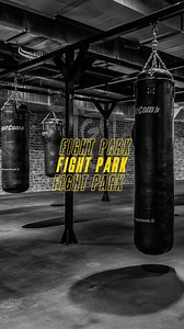 Prêt(e) à marcher sur les traces de Rocky Balboa 👀 ? 👉 Enfile tes gants 🥊 et viens découvrir nos espaces « Fight Park » ! Seul(e) ou accompagné(e), monte sur le ring et profite d’un espace dédié à la pratique de plusieurs sports de combats 💥 Boxe thaï, Grappling, Boxe Anglaise, K1, Kick boxing ou encore Lady boxing : les possibilités sont infinies ! 📍Pour trouver le Fight Park le plus proche de chez toi, rendez-vous ici 👉 https://fpark.fr/FightPark | Fitness Park