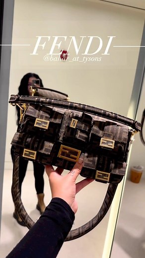 @fendi #bombaccessories with bags, boots and slides! Which would you splurge on? * #fendi #bombaccessories #fashionbombdaily 📸 @bahar_at_tysons Blogged by @limo_x | Fashion Bomb Daily