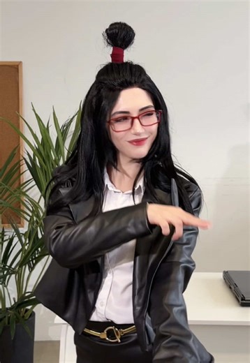 Late to the meeting? I hope you have a good excuse⚡️ #azula #azulacosplay #avatar #avatarcosplay #avatarazula