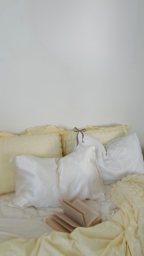 Lily on Instagram: "Drop a comment, let’s connect! 🥰✨"