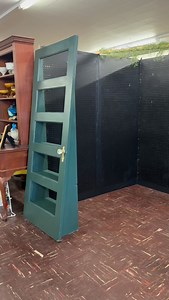 🔔 Booth Upgrade 🔔 We are now upfront and bigger than ever inside of our store, Collectors Corner Antique Mall. We are so incredibly thankful for this new opportunity in 2026. Stop in and check out our new space along with our other awesome vendors. ✨Happy New Year✨ | The Junky Monkey