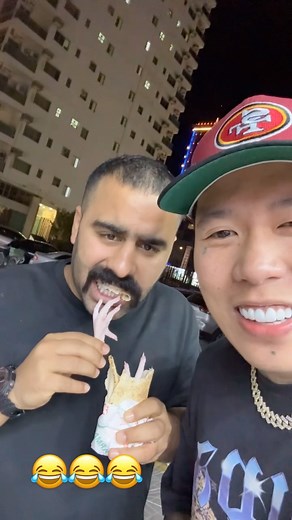 ABDUL RAHMAN AL-AWADHI on Instagram‎: "بن عمي لا تسوي جو😂"‎