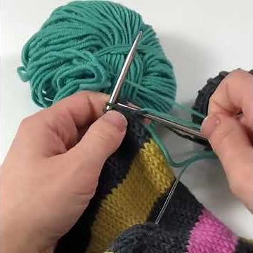 How to work knitted stripes trailing the yarn up the side of the work knit tutorial lesson