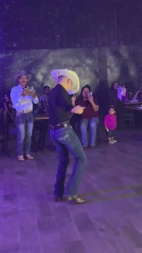 Baile en TX #youtubeshortsvideo #956valley #dancemusic