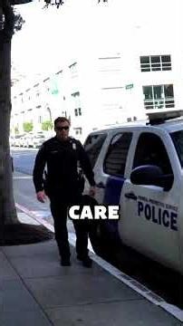 Federal Building Photographer Refuses ID — Police Authority COLLAPSES