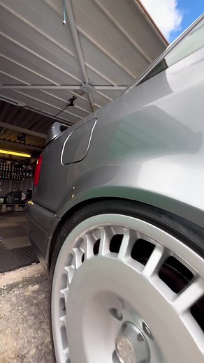 Organizing and Cleaning Vintage Audi 80 Quattro DTM in a 90's Garage