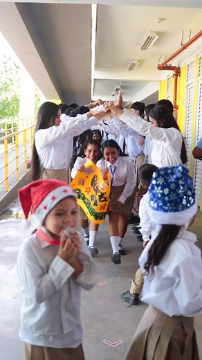 🎓Cuando Nos Volvemos a Encontrar - Sede Bicentenario 🧑‍🎓 Los estudiantes de los grados transición y quinto dan un importante paso en su etapa escolar. Por su parte, la promoción 2025 emprende un nuevo camino como bachilleres. A todos les deseamos lo mejor. | Institución Educativa Padre Arturo Zárate