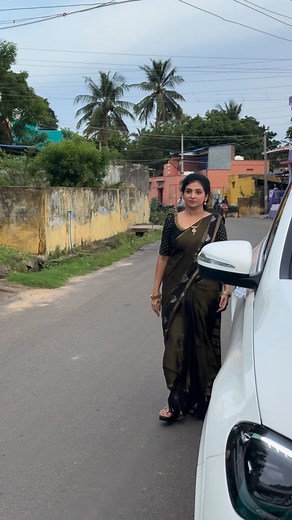 177K views · 941 reactions | ✨CODE : VCBK372, Rs.2399 ✨ viscose Georgette - Black colour - vaira oosi style - brocade blouse ✨Place an Order through Our Website “www.lakshmiboutique.co.in” DOWNLOAD OUR “LAKSHMI BOUTIQUE“ Mobile app from play store/App Store @lakshmiboutique_official | Lakshmi Boutique | Facebook