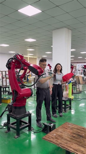 painting robot #borunterobot #industrialrobot #sixaxisrobot #weldingrobot #sprayingrobot