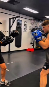 @tommyllewis with the flow! 🥊 Congrats on the 2025 SANFL Player of the Year! 🏆 Your dedication to go that 1% extra is a true testament to your craft! Lets go!! 💪 . . . . . . #gym #gymmotivation #gymlife #box #boxing #boxing👊 #boxinglife #gymgirl #gymaddict #personaltrainer #fit #fitness #fitnessmotivation #training #trainer #personaltraining #boxingworld #gymlifestyle #ubx #ubxtraining #boxingsa | UBX Unley