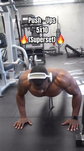 Full Chest Workout🧨 🧨Pec Flies 5x15 Db Close Grip Press 5x10 (Superset) Push-ups 5x10 🧨Chest