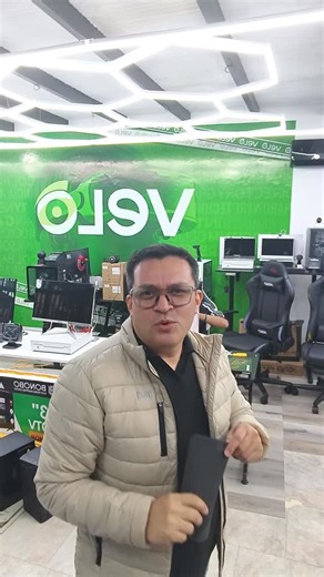 Velo on Instagram: "¿Eres un gamer y andas con un mouse pad roto? 👁️🎮🎧"