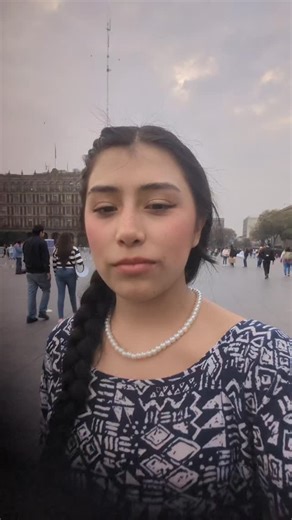 Frente Nacional Por Las 40 Horas on Instagram: "Más que el dolor de cabeza, bbs duele lo que hace este.gobierno con la clase trabajadora. Quieren aprobar en fast track una iniciativa que no mejora nada y sí legaliza jornadas de 12 horas. Nos vendieron la reforma de 40 horas pero ciando la lees te das cuenta que no es para la clase trabajadora. ✖️no garantiza dos días de descanso ✖️Abarata las horas extras ✖️Cambia la definición de patrón, ✖️Cambia la definición de jornada de trabajo . #35horasya