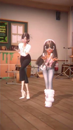 Aòki ruins teachers classroom and teaches her the Dracula dance😱