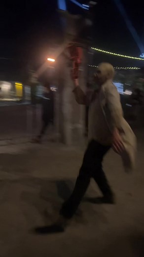 Field of Screams Extreme was certainly extreme! There was so many actors in both Den of Darkness and the Asylum that there was fear at every turn! Such a great experience, this is an absolute must and will be a new go to event for us! #pahaunts #lancasterpa #fos #fieldofscreamspa #extremeblackout #scary #asylum #hauntedhouse