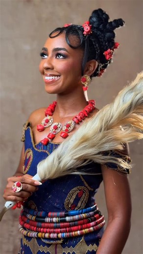 Sorena Bridal | Bridal Stylist on Instagram: "Our beautiful bride Kelechi stuns in her maiden look — a perfect blend of edge and tradition. Every detail is intentional, and unmistakably her🥰 Bride: @kelechiorode Bridal stylist: @sorenabridal Dress: @viandi_vogue Fabric: @perfectionofbeautyakwete Makeup: @nerobeau Hair: @hairvolver Corals: @fibeads Content creator: @reelmagicbytee #kelsughforever"