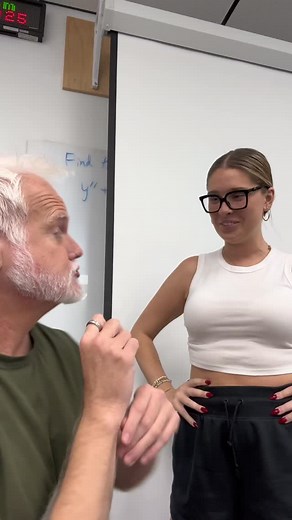 Some fun with students 🤣 thanks to @ewertondeaf @academicolibras for the inspiration! #asl | Jason Gervase - ASL Pinnacle