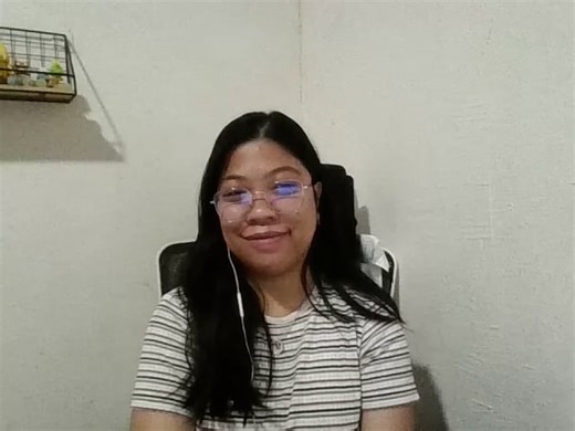 Diane Clare L. tutor video introduction on Preply