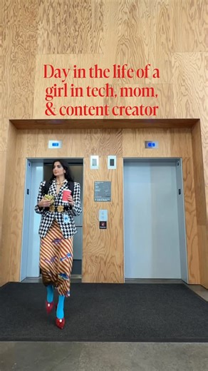 Asha | Maximalist Fashion on Instagram: "This is your reminder: confidence isn’t something you’re born with — it’s something you build. You build it by keeping small promises to yourself: • moving your body • creating before the workday starts • taking a mid-day reset when anxiety creeps in • setting boundaries instead of pushing through burnout • clearing the day and being present with the people you love Every follow-through teaches your brain: I can trust myself. And that trust turns into con