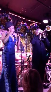 Chris Botti & Sy Smith - The Look Of Love! 🔥🤩🎶 Tag a friend! 💯 @chrisbottimusic @syberspace . For more follow @trumpetband 👈🏻 . . #jazz #jazztrumpet #jazzmusic #jazztrumpeter #trumpet #trumpetband #trumpetplayer #musicvideo #cover #guitar #vocal #trumpeters #drum #jazzmusician #chrisbotti #jazzlegend #jazzstandard #music #musician #musica #coversong #trumpetsolo #bassplayer #percussion | TrumpetBand