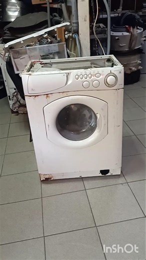 Стральная машина Ariston Margherita 2000 ручка крутится по кругу ошибка F08