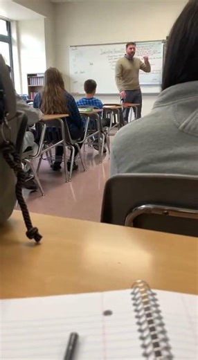 Why are there cats in my classroom?? #cat #ai #funny #funnycats #class