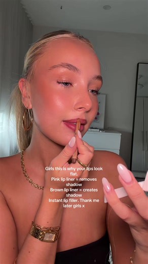 Mastering Lip Liner Techniques for Fuller Lips