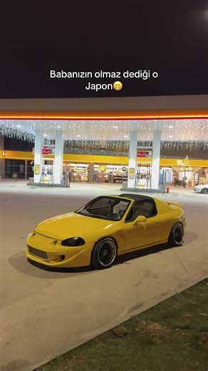 Discover the Iconic Made in Japan CRX del Sol