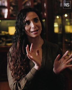 When did Homo sapiens actually evolve? Paleoanthropologist Ella Al-Shamahi explains how complex our story is - the more we discover about our species' family tree, the harder it becomes to pinpoint when exactly Homo sapiens emerged. Read more on when humans evolved: https://www.newscientist.com/article/mg26535311-300-why-its-so-hard-to-tell-when-homo-sapiens-became-a-distinct-species/ | New Scientist