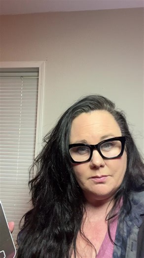 This kitchen scale, you can change your units it's light and easy to store. #Scale #Sourdough #Kitchen #Gadget.