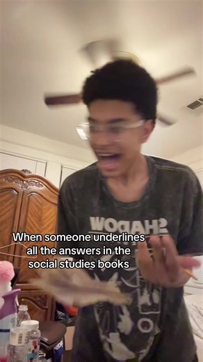 amplifiedfear (@amplifiedfear)’s video of ar points answers book