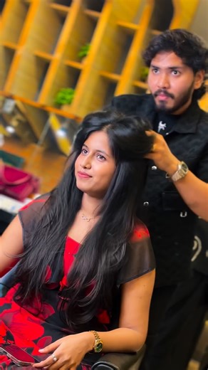 Karan on Instagram: "Soft texture, flawless layers 💫 . . #TextedLayers #LayeredHaircut #HairTexture #SoftLayers #ModernLayers HairTransformation SalonWork HairGoals FreshHair HairStylistLife HairInspo EffortlessStyle"