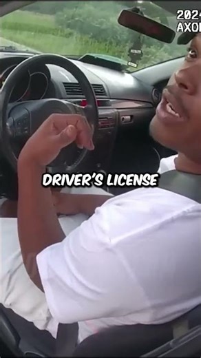 Police Arrests Drug Dealer in Dramatic Street Bust