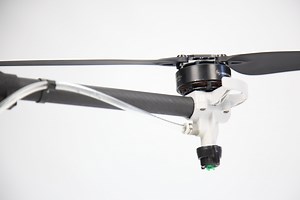 [Hot Item] High Performance Low Cost Unmanned Flying Radio Controlled Drone Crops